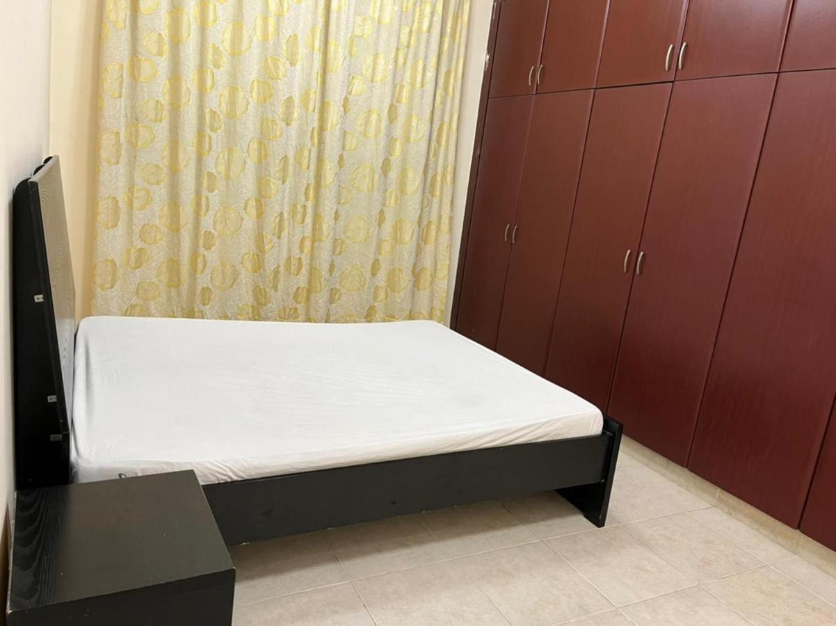 Master Room Attached Bathroom Dubai Ngoại thất bức ảnh