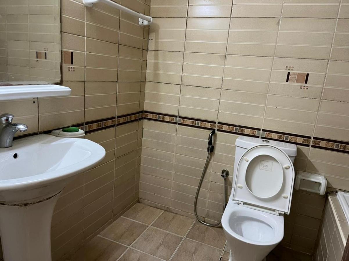 Master Room Attached Bathroom Dubai Ngoại thất bức ảnh