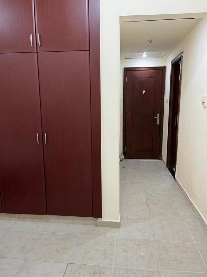 Master Room Attached Bathroom Dubai Ngoại thất bức ảnh