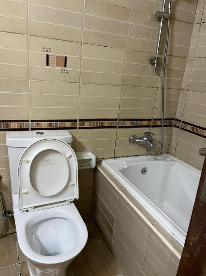 Master Room Attached Bathroom Dubai Ngoại thất bức ảnh