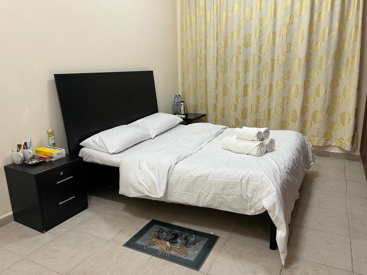 Master Room Attached Bathroom Dubai Ngoại thất bức ảnh