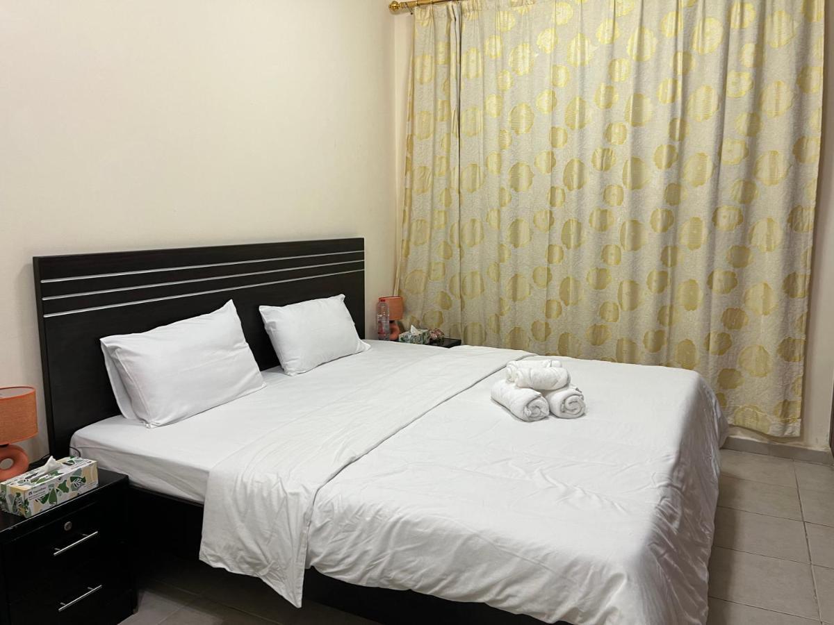 Master Room Attached Bathroom Dubai Ngoại thất bức ảnh